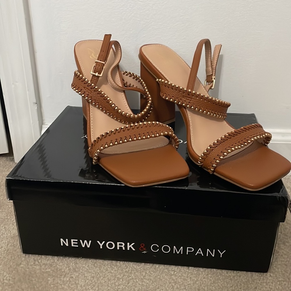 Heels - Picture 5 of 5